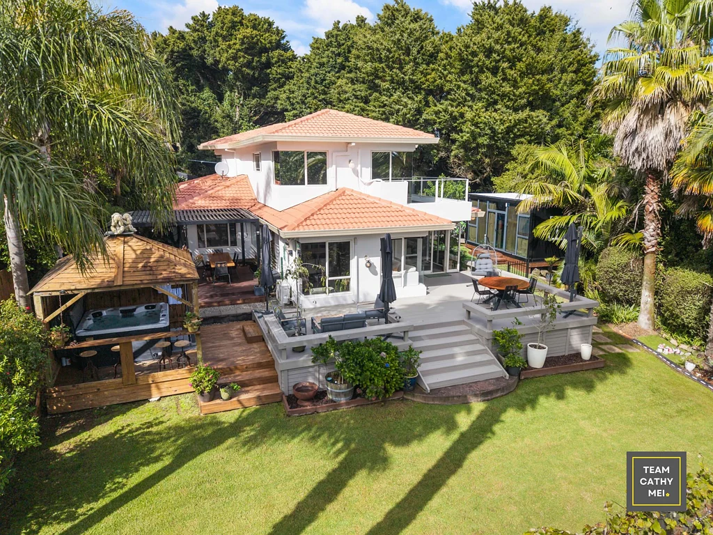 29 Silkwood Grove, Totara Heights, Manukau City