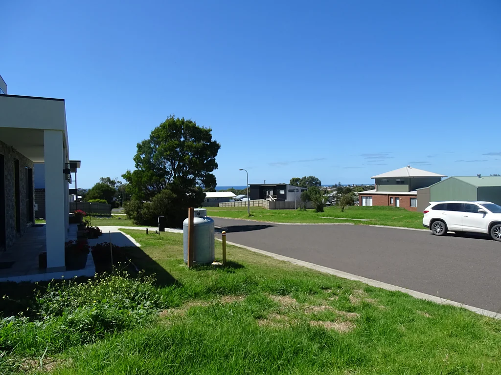 Apollo Bay Tucked away from it all