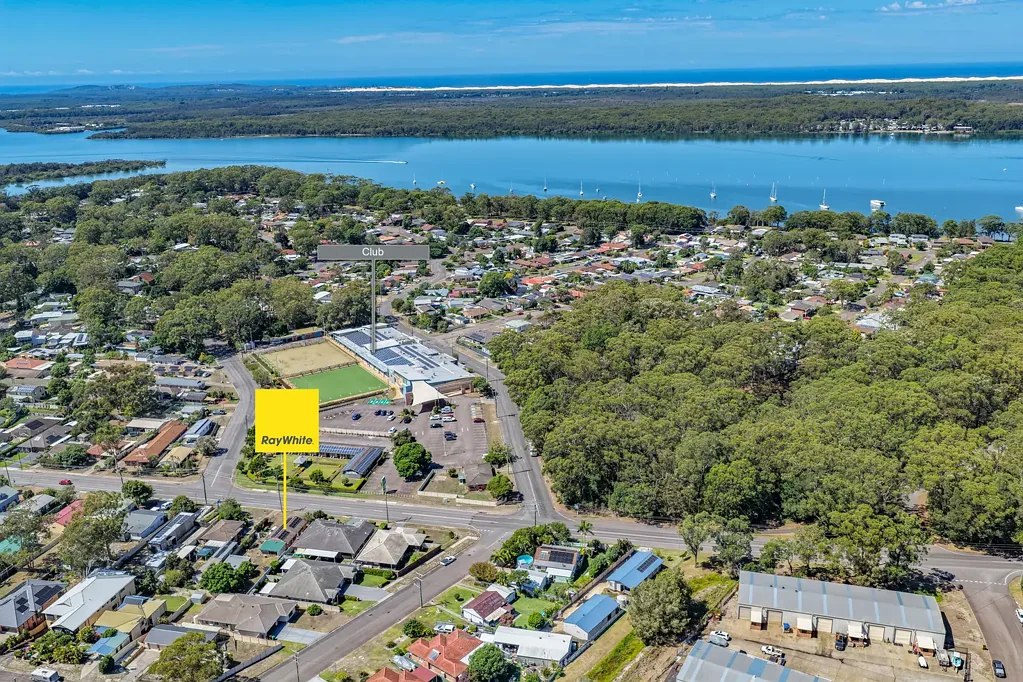 54 Meredith Avenue, Lemon Tree Passage, NSW 2319
