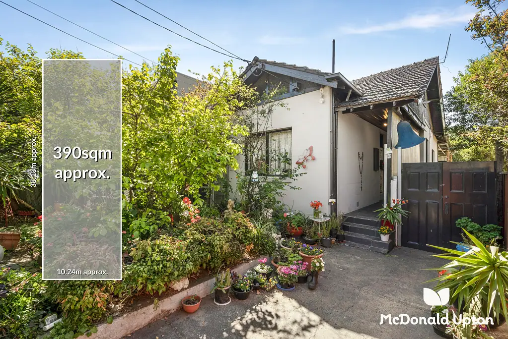 12 Tweedside Street, Essendon, VIC 3040