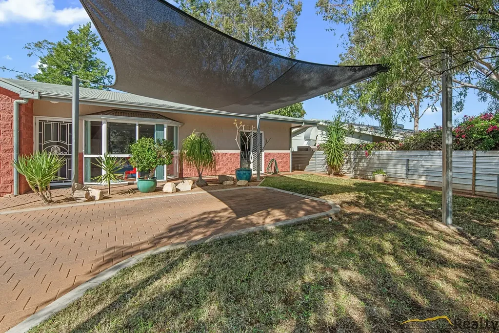 2/100 Kurrajong Drive, East Side, NT 870