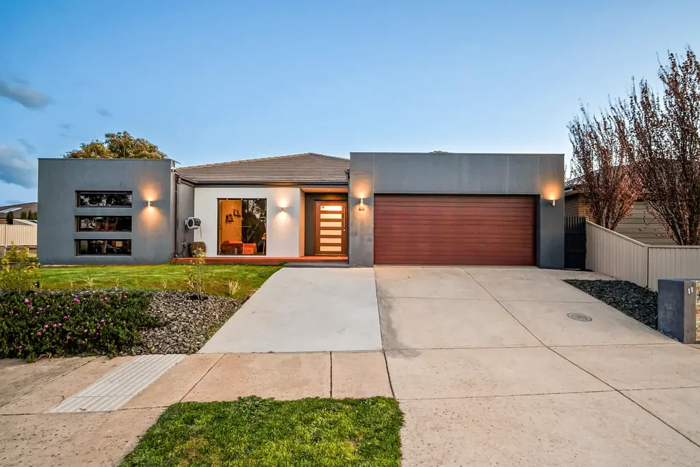 Miners Rest 4部屋 Impressive Four-Bedroom Plus Study Home in Prime Location