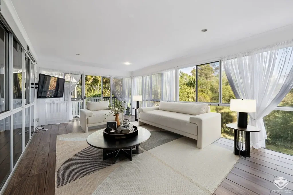 Algester 5 Bedroom Welcome to comfort, space and an easy lifestyle