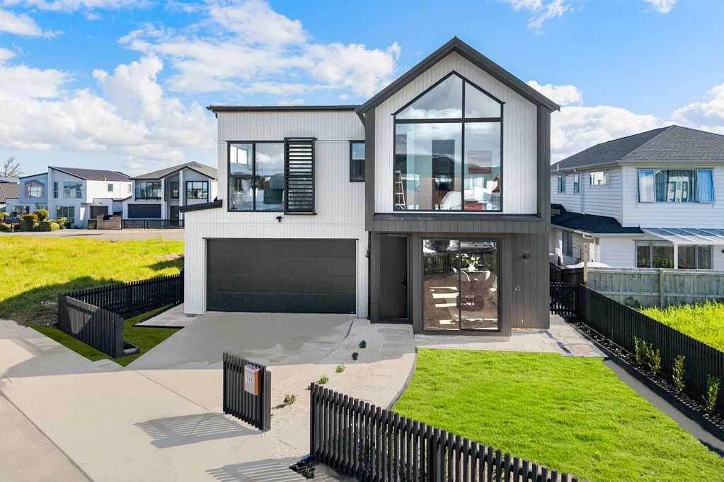 Hobsonville 4ਬੈੱਡਰੂਮ Exquisite Brand-New Home in Hobsonville