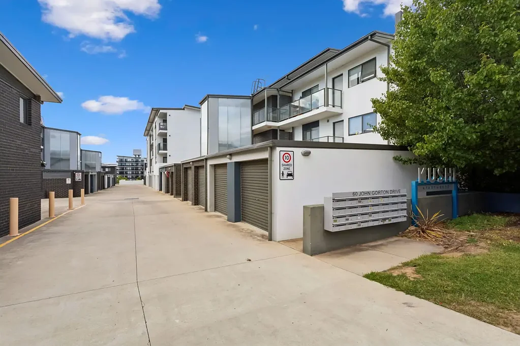 9/60 John Gorton Drive, Coombs, ACT 2611