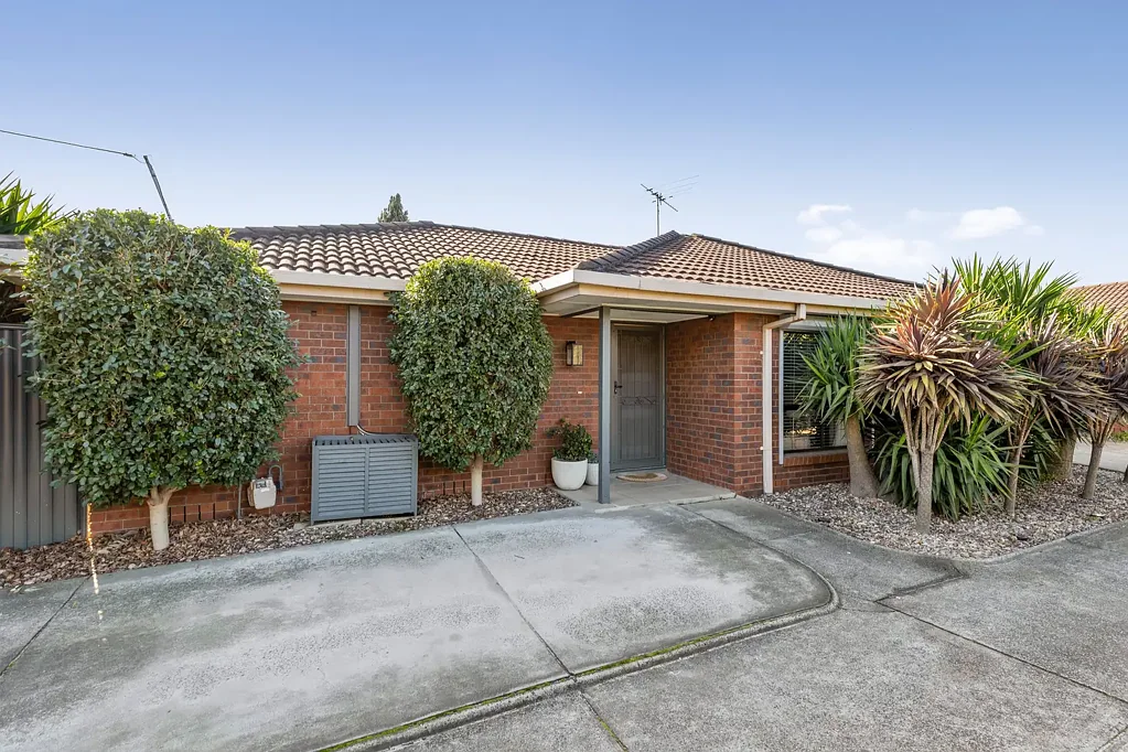 1/6 Henderson Road, Tullamarine, VIC 3043