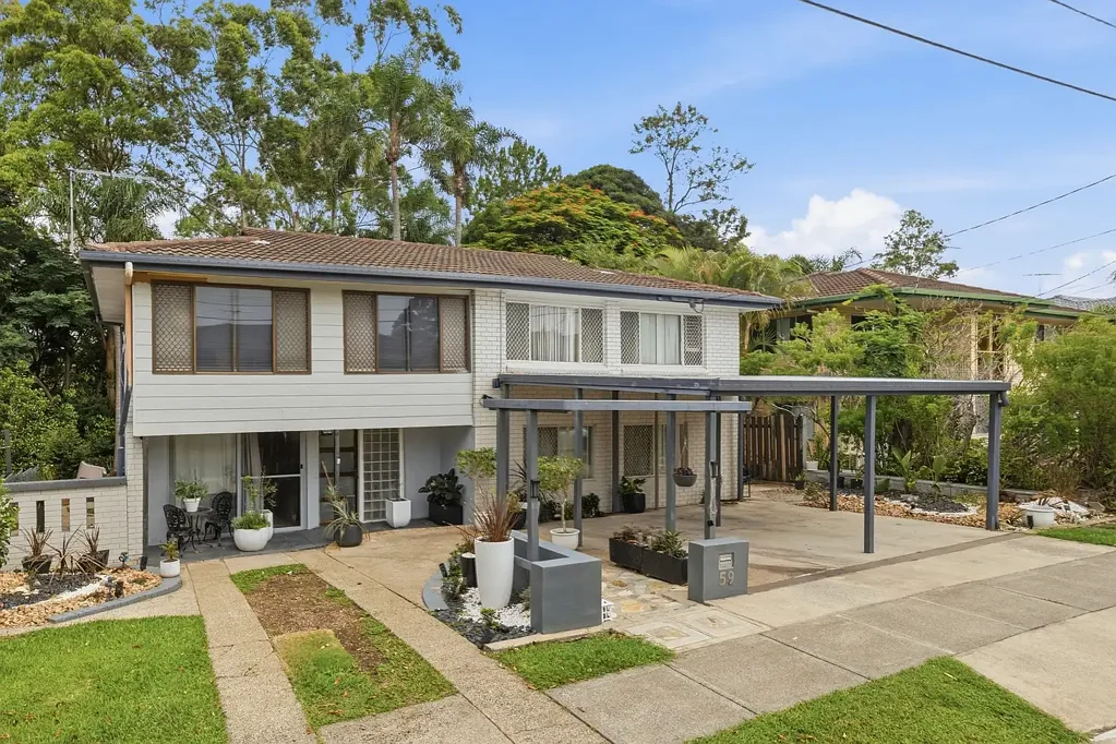 59 Morialta Street, Mansfield, QLD 4122