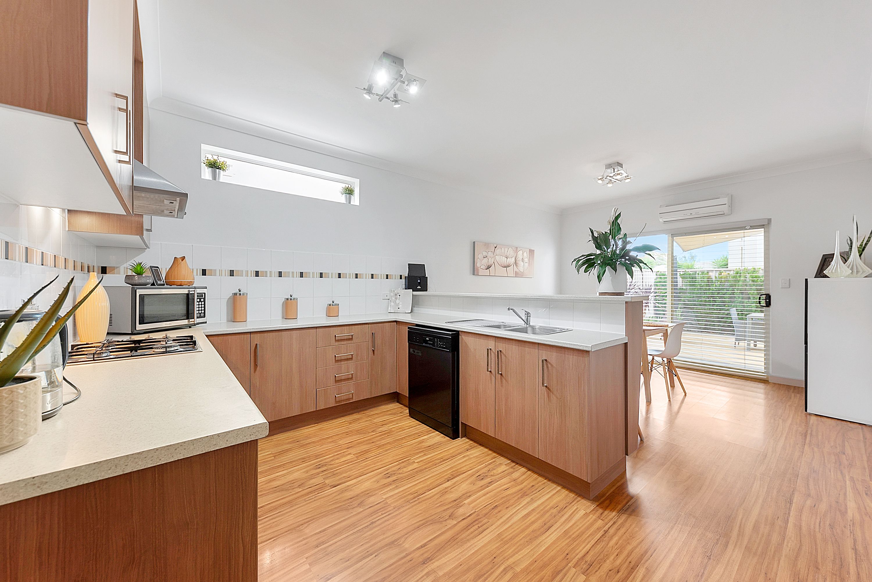 UNIT 3 221 MARTINS RD, PARAFIELD GARDENS SA 5107, 0 rūma, 0 rūma horoi, Townhouse