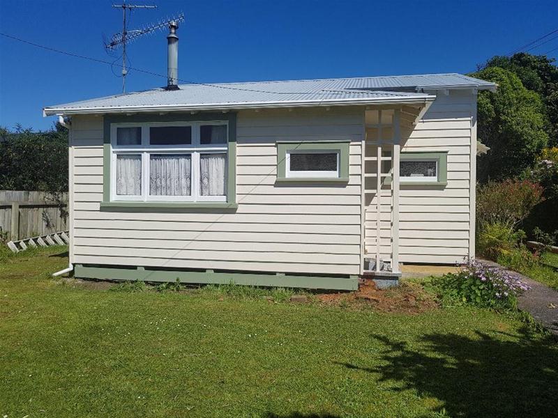 33 Suther Street, Waverley, South Taranaki, 2 Kuwarto, 1 Banyo