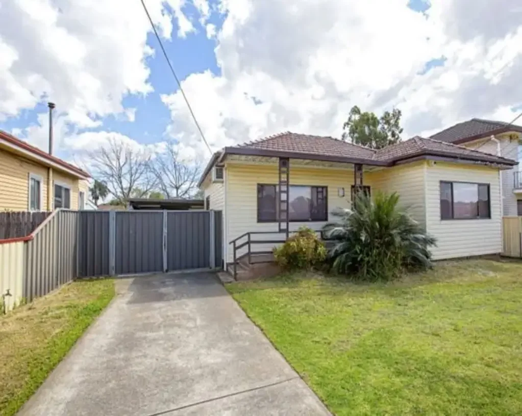 Spacious Family Home In Convenient Location