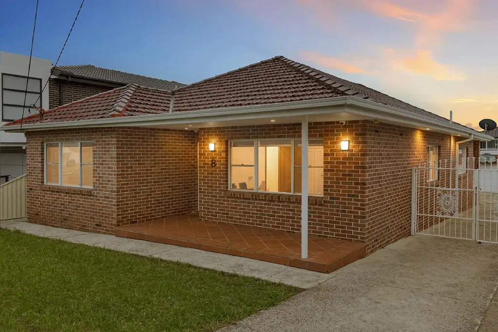 8 Meadowland Road, Peakhurst, NSW 2210
