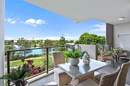 27/67 Regatta Boulevard, Birtinya