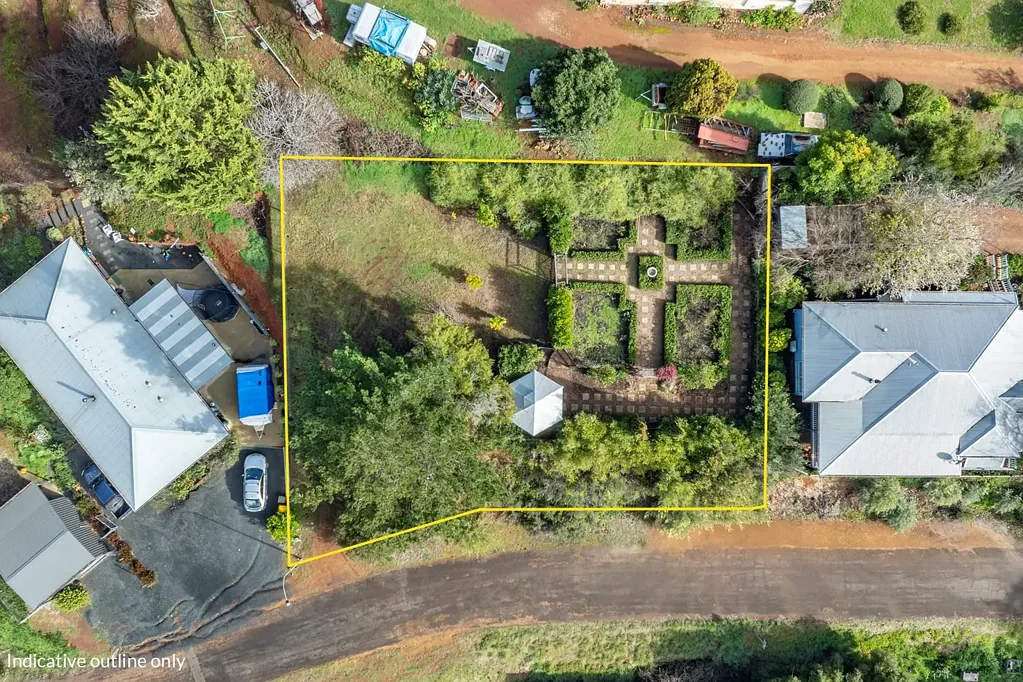 Bridgetown Picturesque 918m² Block in Quiet Bridgetown Pocket