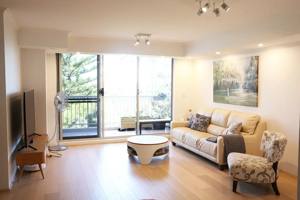 Stunning 3 Bedroom Apartment with Park Views!