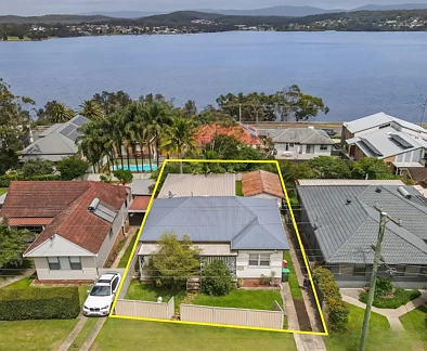 76 Berkeley Street, Speers Point, NSW 2284, 5 chambres, 2 salles de bain, House