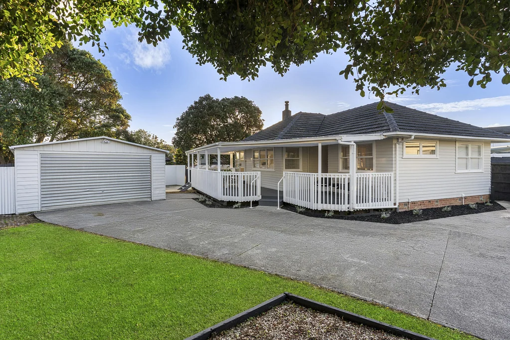 Te Atatu South 3غرفة نوم Disclosed Reserve - BELOW CV!!