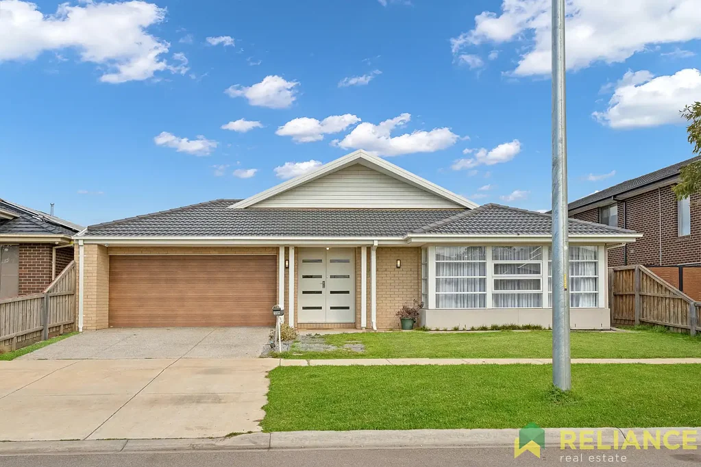 Maddingley 4Zimmer Stylish Family Living in Stonehill – Reliance Real Estate Bacchus Marsh