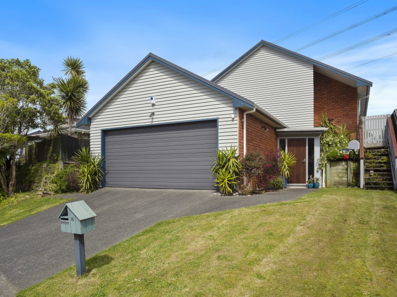 16 Kekeno Grove, Tirohanga, Lower Hutt, 3 chambres, 2 salles de bain