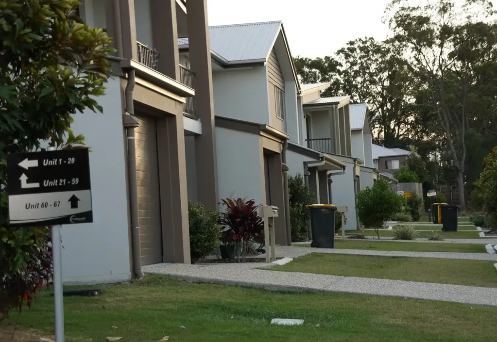 Modern 3-Bedroom Townhouse -- Walk to Shops, Parks & Transport