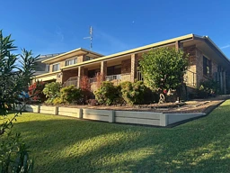 10B Burrawong Court, Banora Point