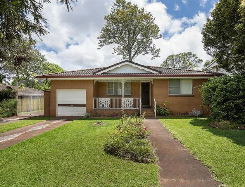109 Alderley Street, Rangeville, Toowoomba, 3 غرف, 1 حمامات, House