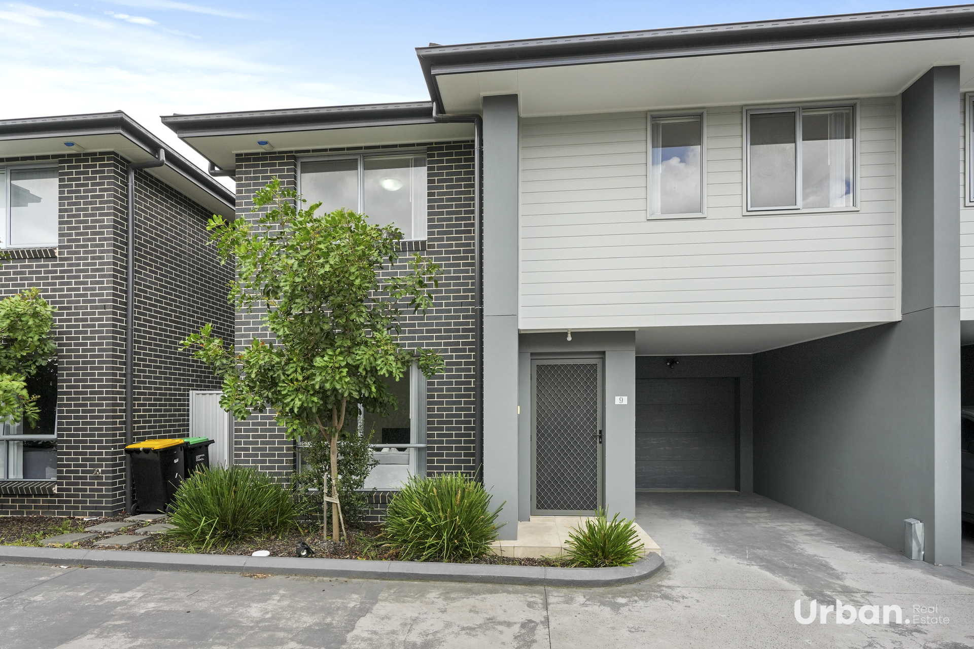 UNIT 9 40 BURROWS AV, EDMONDSON PARK NSW 2174, 0 રૂમ, 0 બાથરૂમ, Townhouse