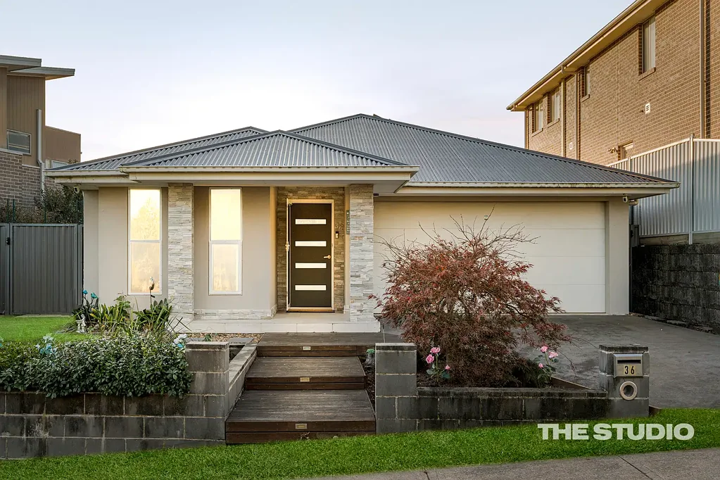 North Kellyville 4침실 Stylishly Renovated & Move-In Ready in the Heart of North Kellyville