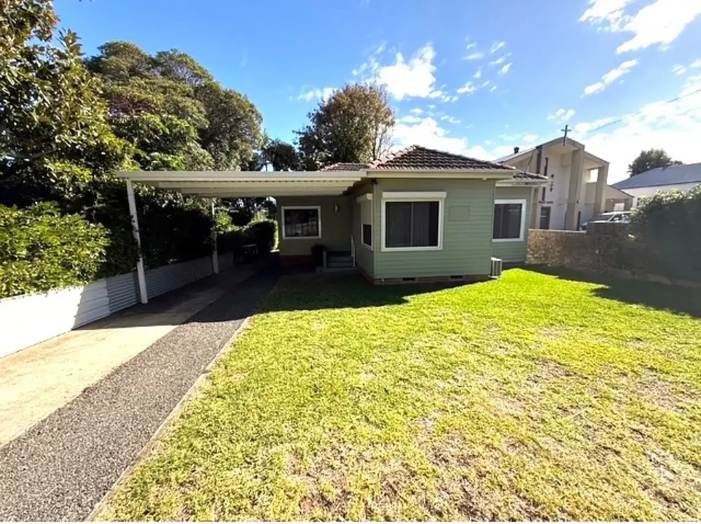 Welcome Home- (OPEN HOUSE: SATURDAY 11:30AM- 11:45AM)