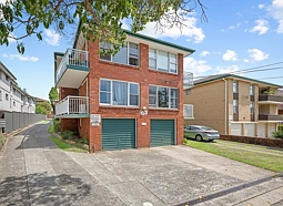 2/63 Garfield Street, Five Dock