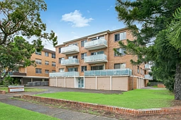 11/16 Sellwood Street, Brighton-Le-Sands