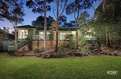 Greensborough 4 Slaapkamer Prime 967sqm Opportunity with Approved Townhouse Plans in Sought-After School Zone