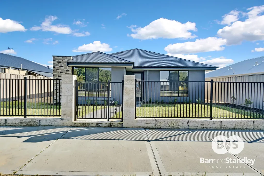 21 Ferndale Avenue, Dalyellup, WA 6230