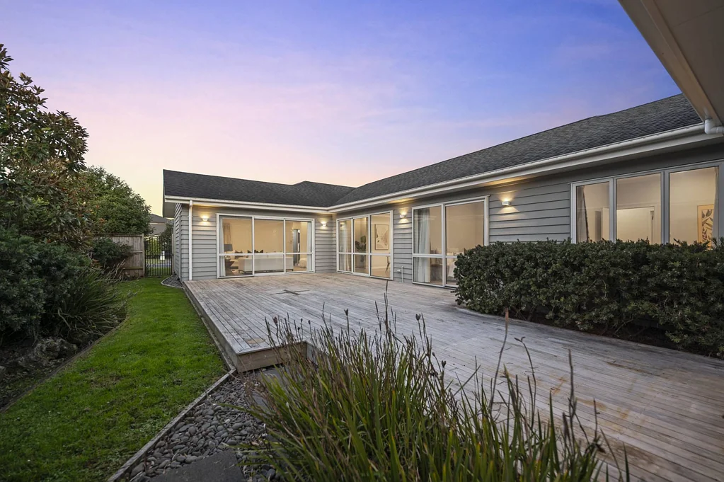 Riverhead 5Habitaciones Priced from Day 1 - Vendor Wants a Quick Sale!