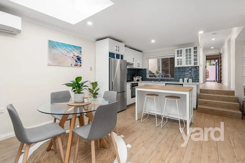 24 Lucas Street, Willagee, WA 6156