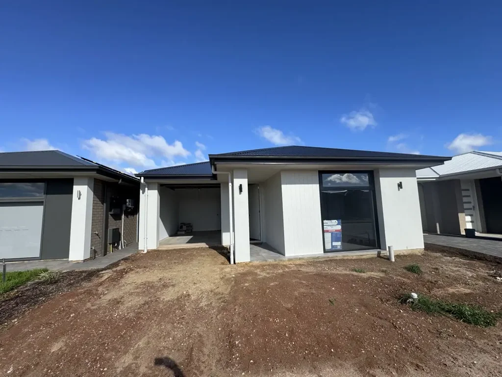 Brand New Family Home in a Convenient Angle Vale Location