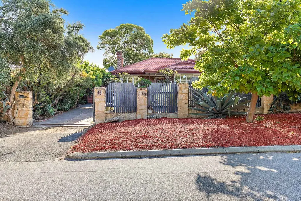 11 Prospero Crescent, Coolbellup, WA 6163