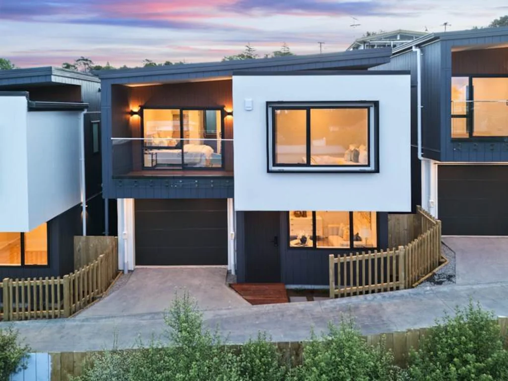 New Windsor 3침실 Affordable Central Living – Standalone 3 Bedroom