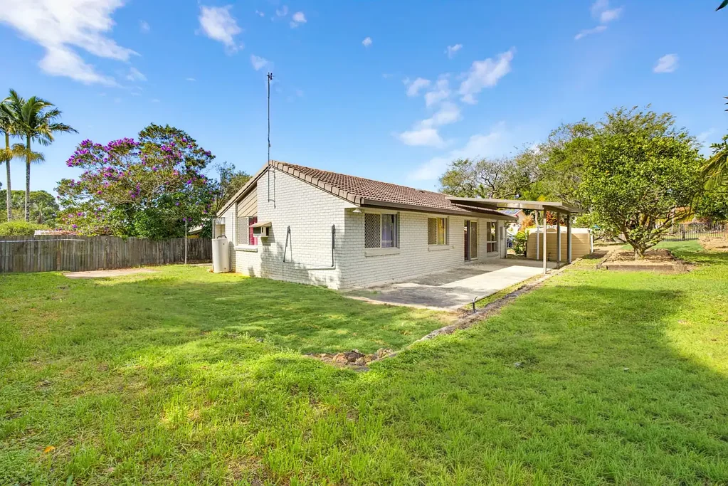 Bli Bli 3 Bedroom Oozing such huge potential… renovate & celebrate this block is a beauty! but be quick this won’t last long!
