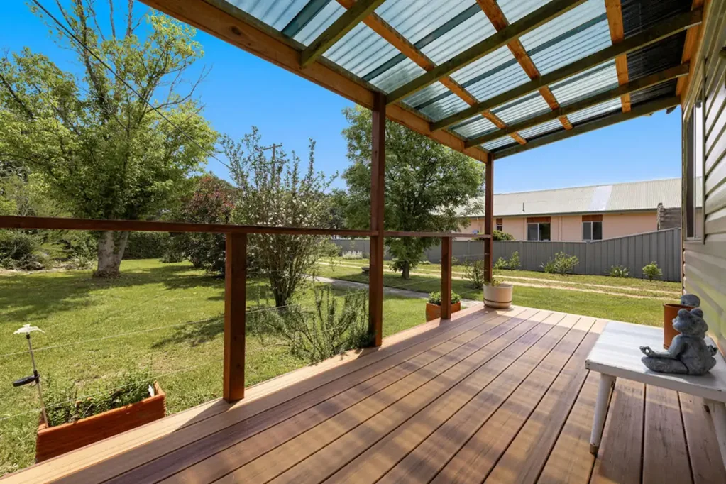 Berridale 3房  Charming Home With A Lush Garden Oasis