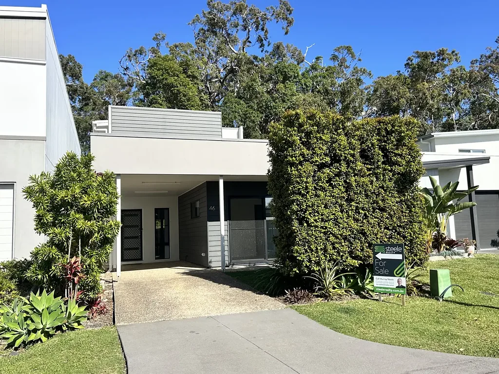 Peregian Springs 4房  Townhouse In Gated Estate