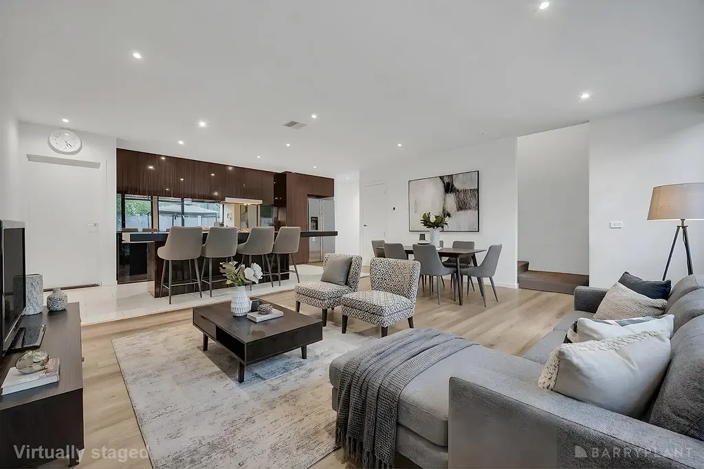 Springvale 3 Bedroom CARRE RESIDENCE – LIVING AT ITS FINEST!