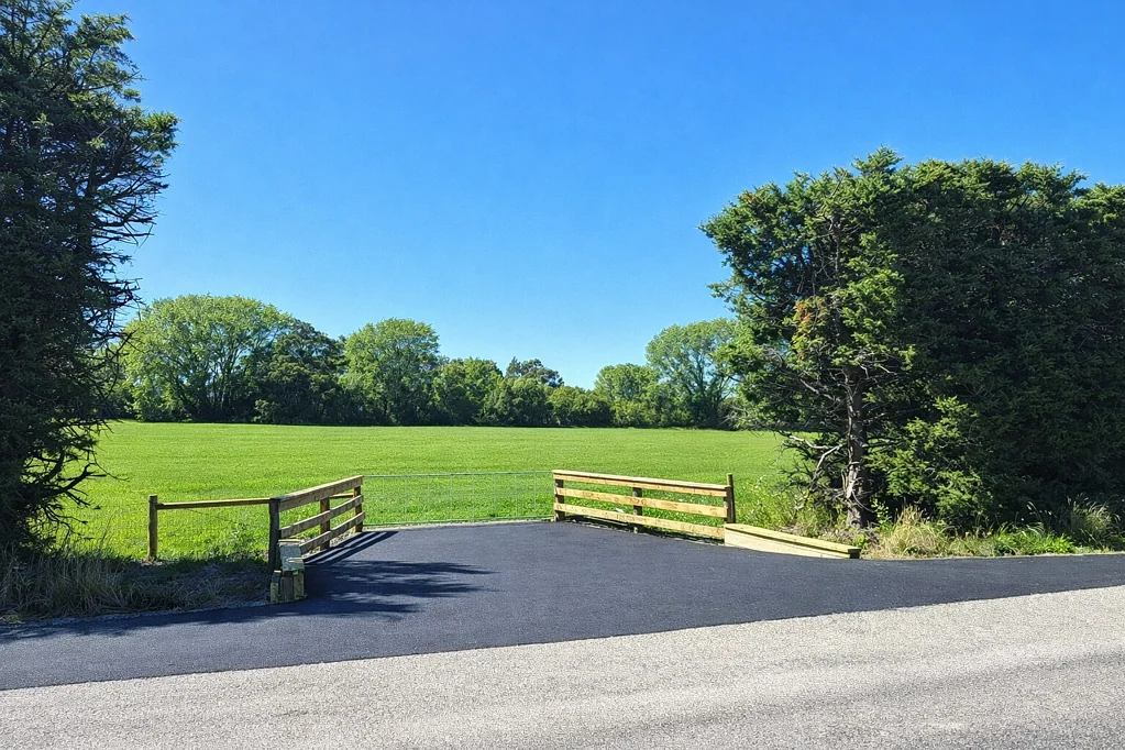 Sefton Bigger than average lifestyle, a handy location