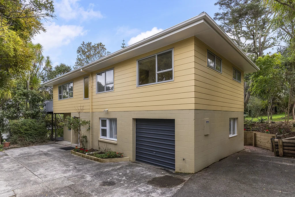 1/21 Woodcote Drive, Glenfield, North Shore City, Auckland