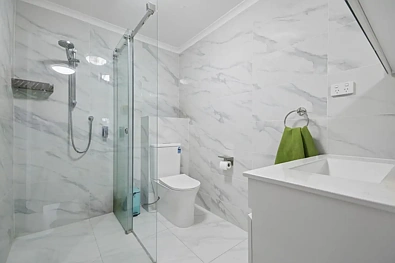 11/9 Burne Avenue, Dee Why, NSW 2099, 2 Bedrooms, 1 Bathrooms, Apartment