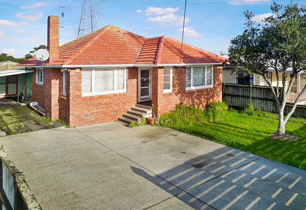 Mount Roskill 3chambre Do Up or Invest!