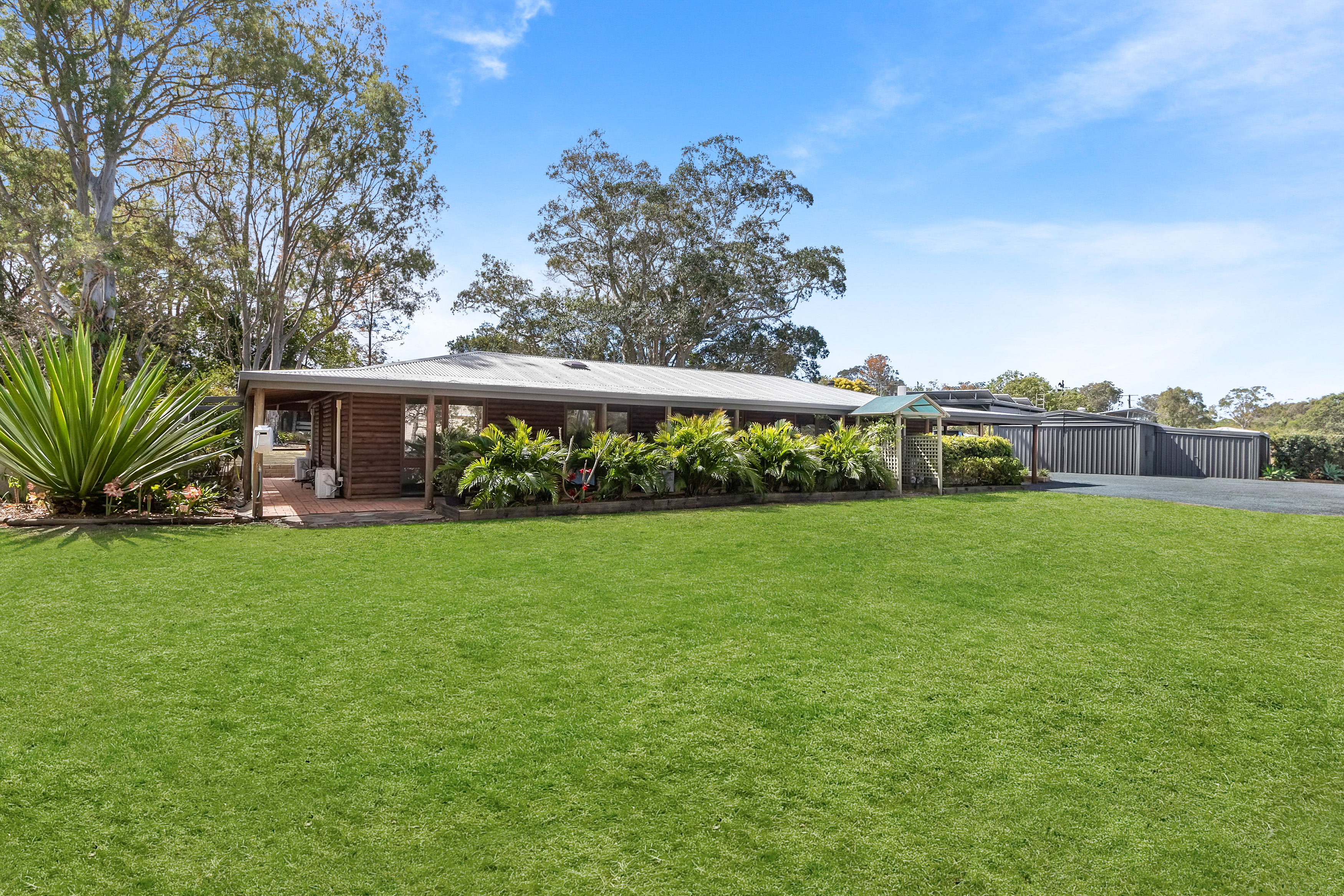 8 MARLOWE RD, ALBERTON QLD 4207, 0房, 0浴, House