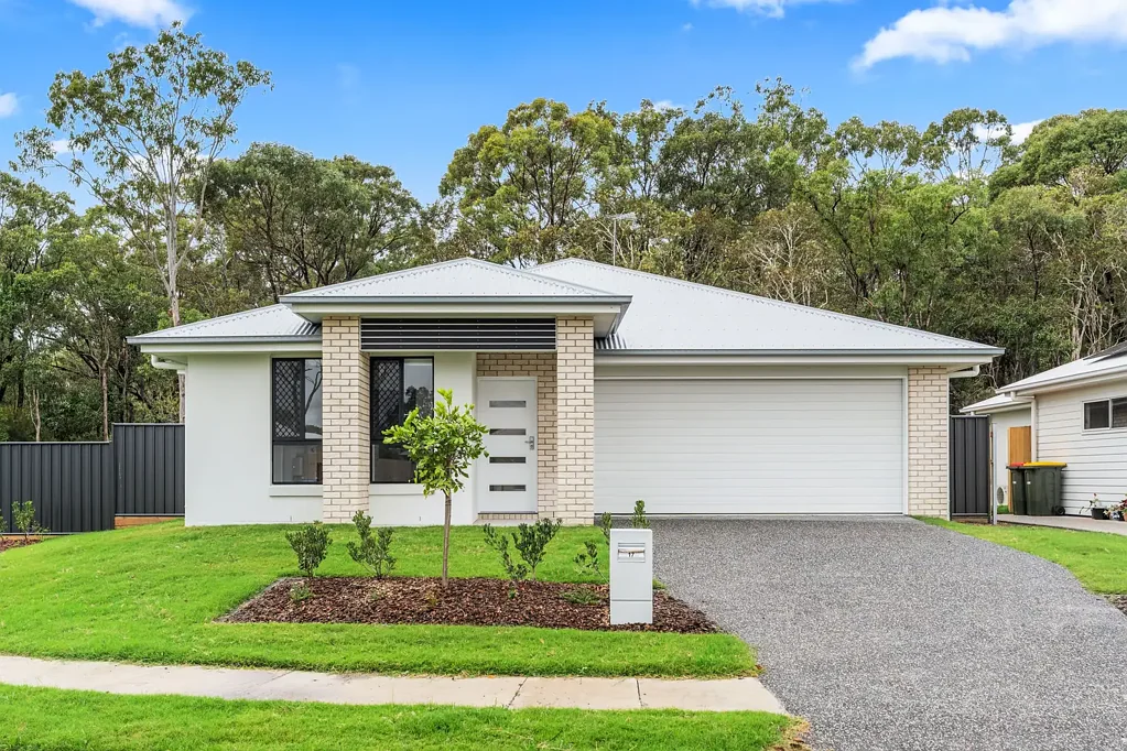 Stunning Brand New Four Bedroom Home - Media Room & Split System