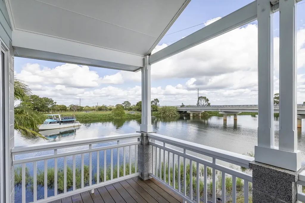 Lawrence 4房  270° WATERFRONT VIEWS OVER THE CLARENCE RIVER