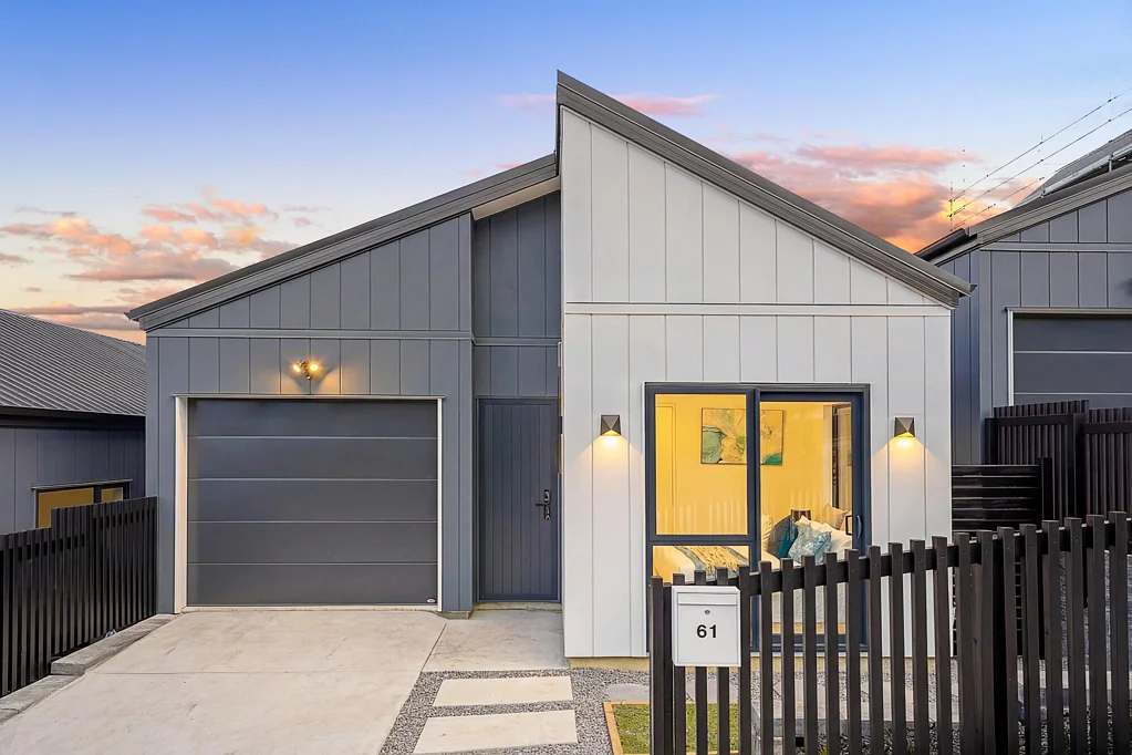 Orewa 3 Slaapkamer Coastal living, zero compromise
