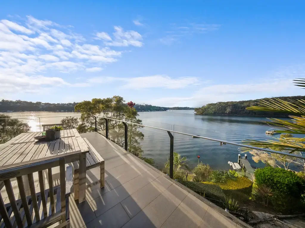 Gymea Bay 5Kwarto Exclusive Deep Waterfront Estate